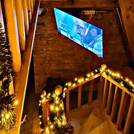 Life On The Farm * Nepravishte