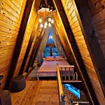 Life On The Farm Camping Nepravishte