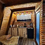 Camping Life On The Farm Nepravishte