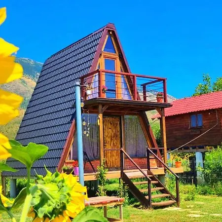 Κάμπινγκ Life On The Farm *