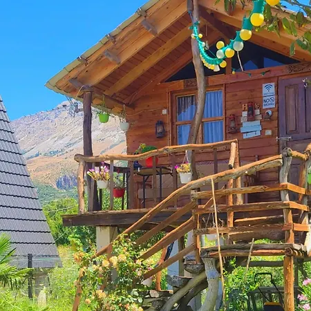 مكان تخييم Life On The Farm Nepravishte