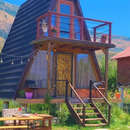 Life On The Farm مكان تخييم Nepravishte
