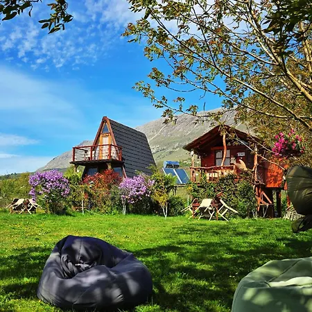 Life On The Farm مكان تخييم